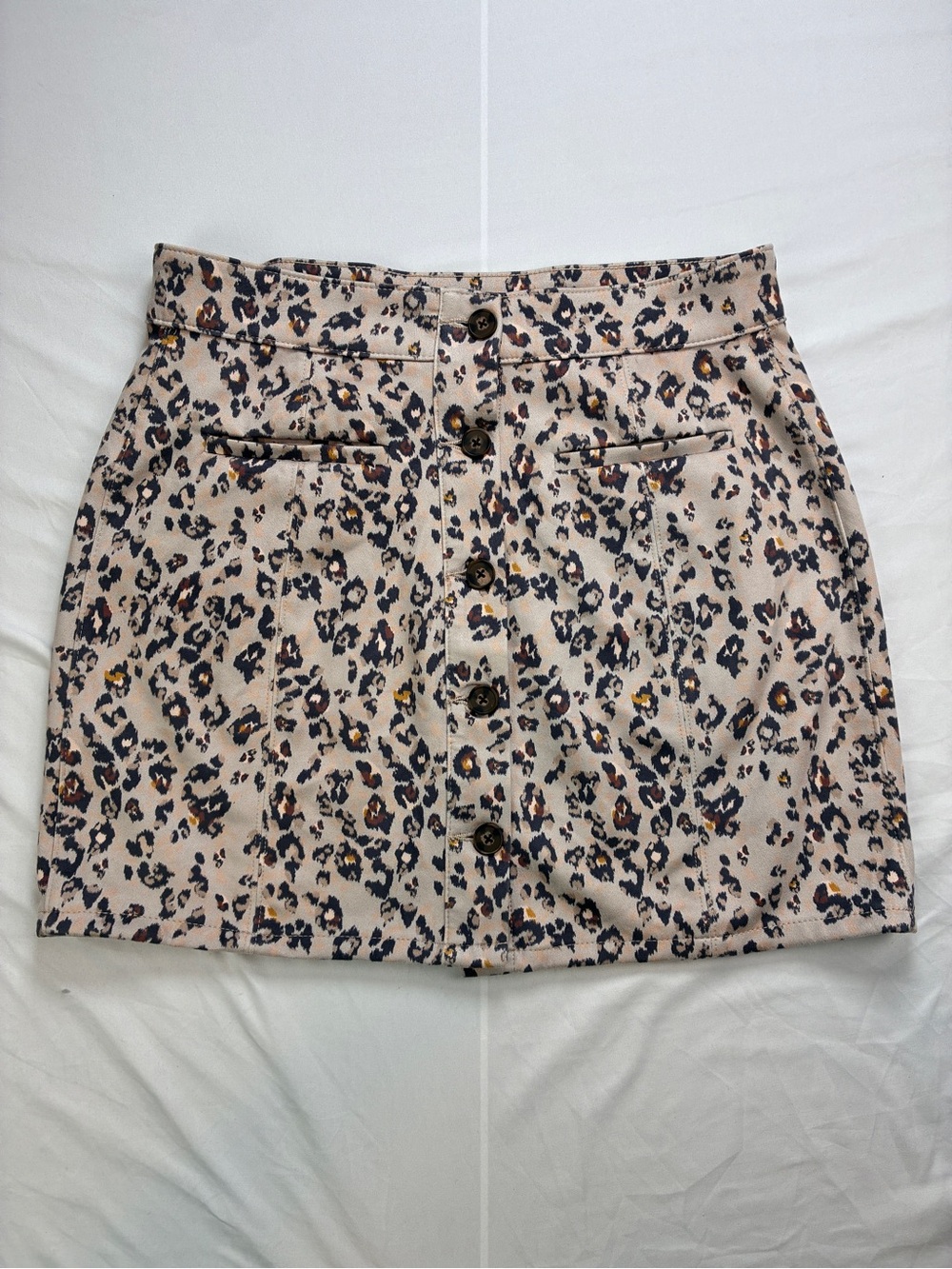 Maurices Leopard Print Faux Suede Mini Skirt with Front Button Closure Sz14